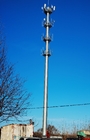電流を通されるコミュニケーション アンテナの単一の管のモノポール タワーの熱いすくいのプラグを差し込んで下さい